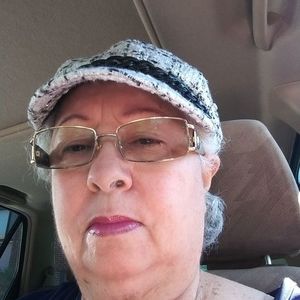 Meet your Posher, Carmen nereida